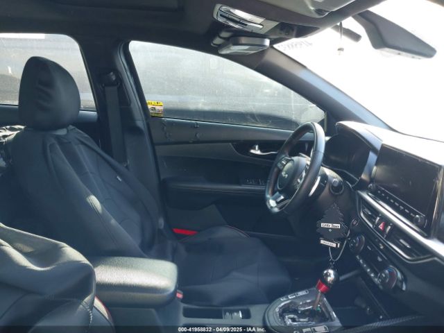 3KPF44AC9NE456303 KIA FORTE GT