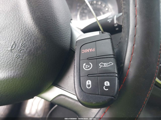 1C3CCCAB1FN590621 Chrysler 200 Limited