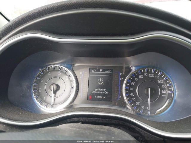 1C3CCCAB1FN590621 Chrysler 200 Limited