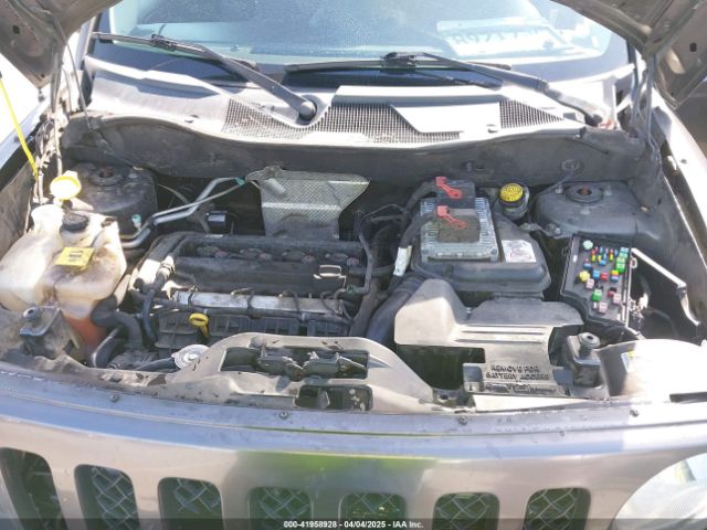 1C4NJPBA3GD814891 Jeep Patriot Sport