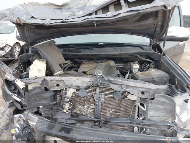 5TFHW5F19GX490700 Toyota Tundra Limited 5.7l V8