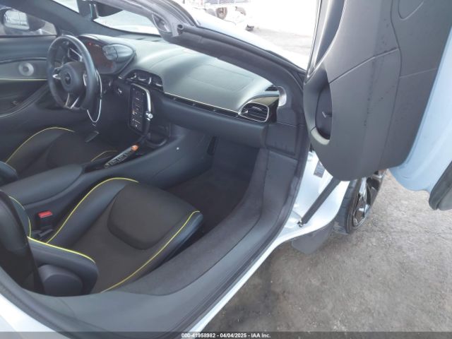 2025 MCLAREN ARTURA SBM16BEA6SW003220 Photo 4