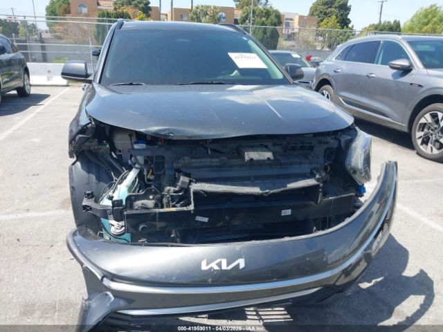KNDCR3LE3P5051369 KIA NIRO EX