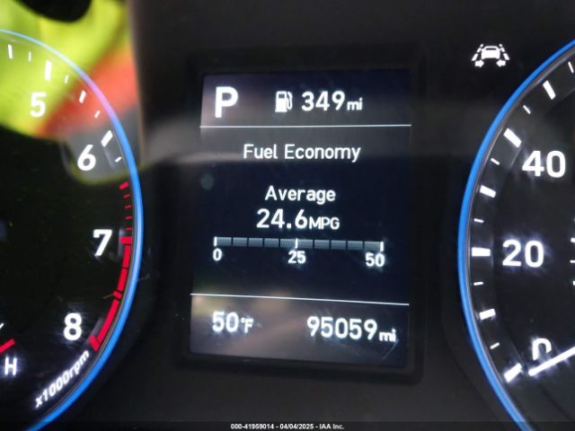 KM8K12AA7KU221448 Hyundai Kona Se