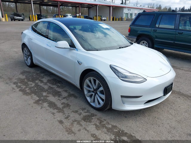 2019 TESLA MODEL 3 5YJ3E1EA2KF437900 Photo 0