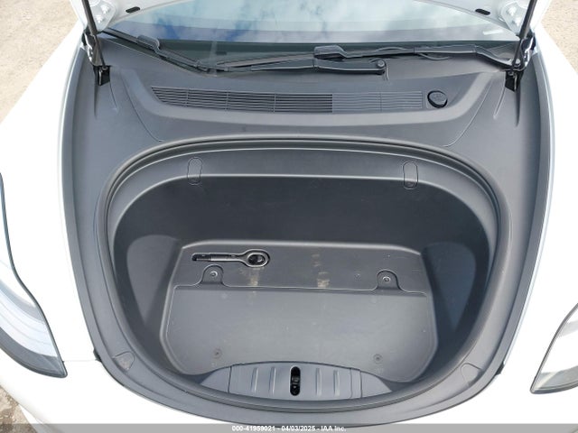 2019 TESLA MODEL 3 5YJ3E1EA2KF437900 Photo 9