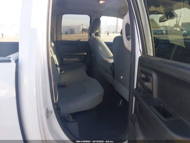 1C6RR6FG7KS500515 RAM 1500 Classic Tradesman  4x2 6'4 Box