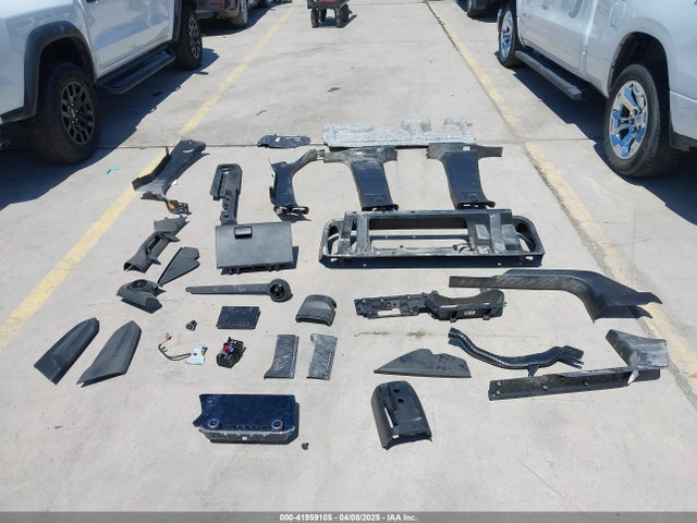 1GCPTEEK9R1161760 Chevrolet Colorado 4wd Trail Boss