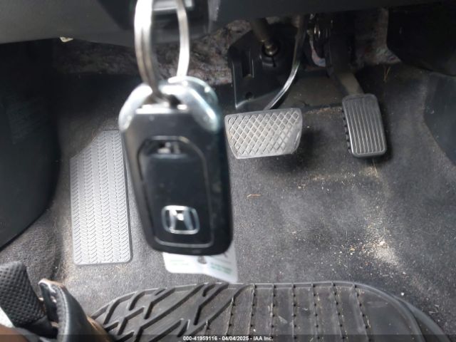 2HGFC4B0XHH305973 Honda Civic Lx-p
