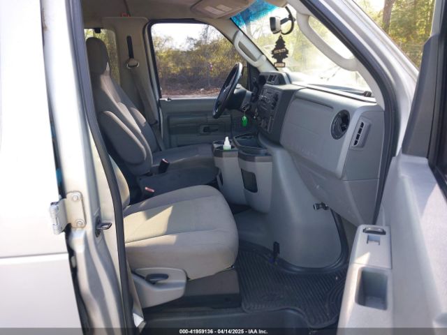 1FBNE3BL3EDA15497 Ford E-350 Super Duty Xlt