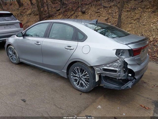 3KPF54AD6PE581350 KIA Forte Gt-line