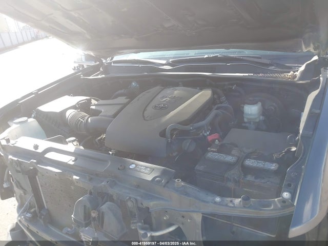 3TMDZ5BN5KM076049 Toyota Tacoma Sr5 V6