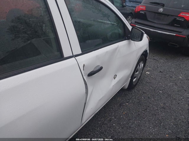 3N1CN7AP9HL903042 Nissan Versa 1.6 S