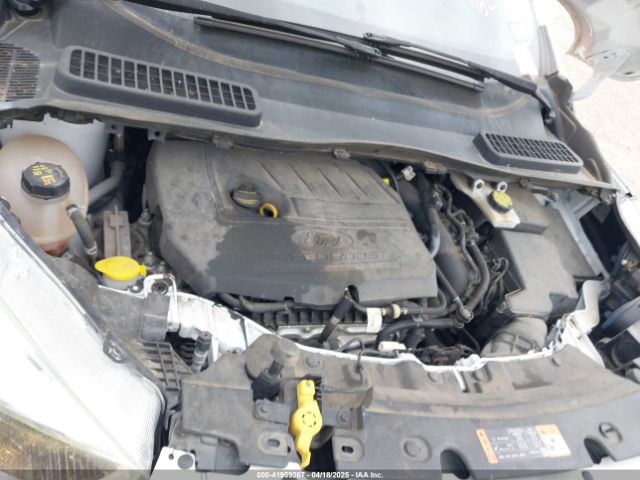 1FMCU0GD8HUB65434 Ford ESCAPE SE
