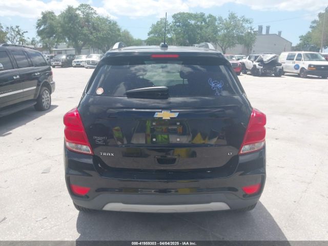 3GNCJLSB9JL276974 Chevrolet Trax Lt