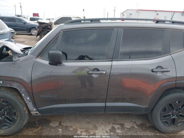 ZACCJBAB8JPH46701 Jeep Renegade Upland Edition 4x4