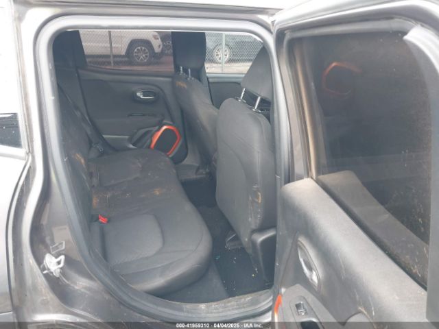 ZACCJBAB8JPH46701 Jeep Renegade Upland Edition 4x4