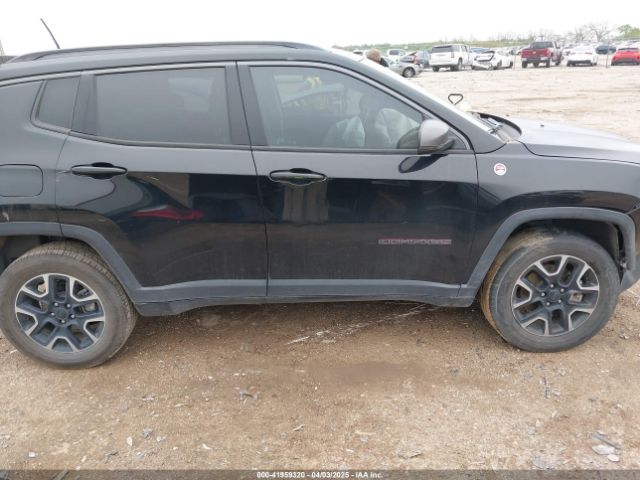 3C4NJDDB5KT618149 Jeep Compass Trailhawk 4x4