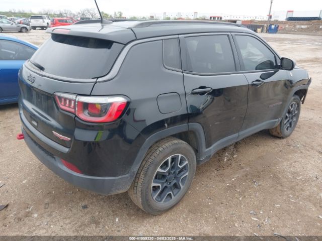 3C4NJDDB5KT618149 Jeep Compass Trailhawk 4x4