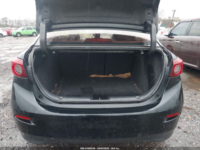 JM1BM1U79G1331576 Mazda Mazda3 I Sport