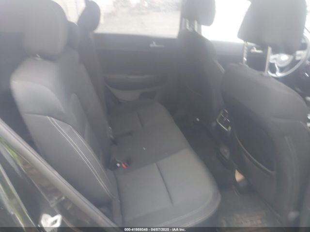 KNDPM3AC7H7102430 KIA Sportage Lx