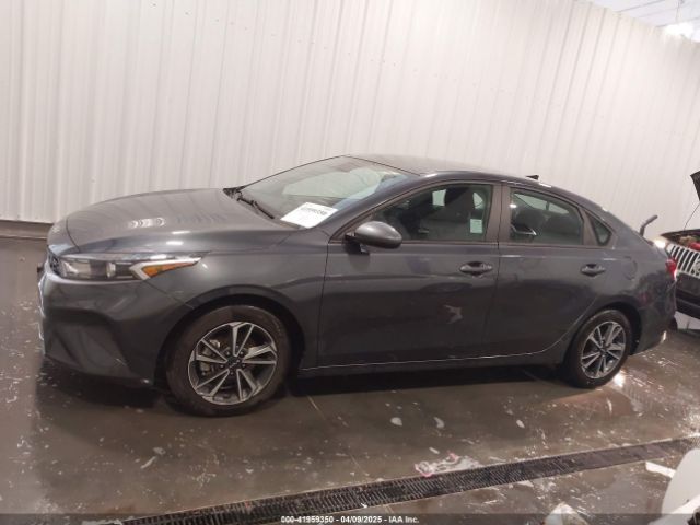3KPF24AD1PE558342 KIA Forte Lxs