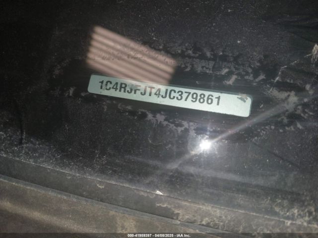 1C4RJFJT4JC379861 Jeep Grand Cherokee Summit 4x4
