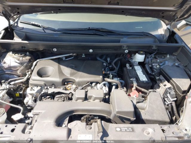 2T3H1RFV2NW186943 Toyota RAV4 LE