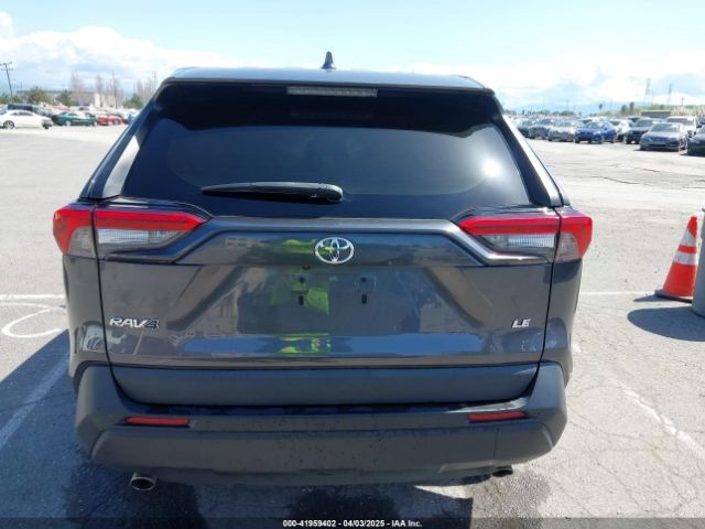 2T3H1RFV2NW186943 Toyota RAV4 LE