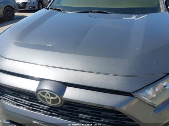 2T3H1RFV2NW186943 Toyota RAV4 LE