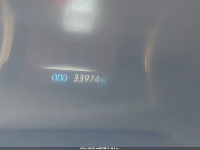 2T3H1RFV2NW186943 Toyota RAV4 LE