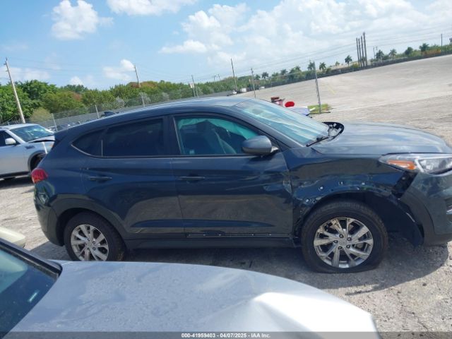 KM8J23A4XKU886465 Hyundai TUCSON SE