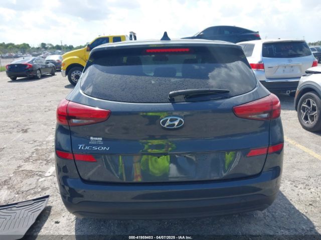 KM8J23A4XKU886465 Hyundai TUCSON SE