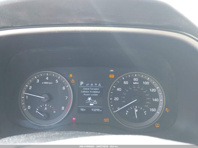 KM8J23A4XKU886465 Hyundai TUCSON SE