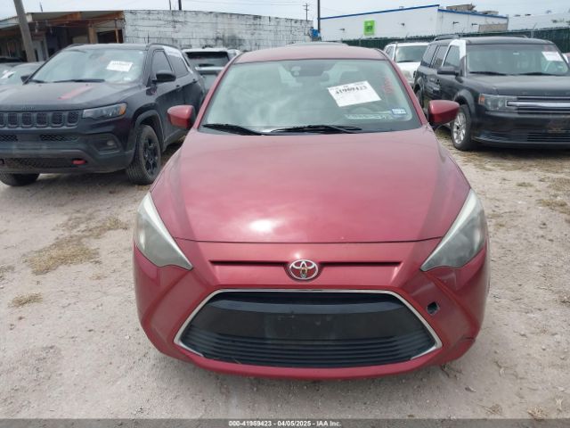 3MYDLBYV5JY322453 Toyota YARIS IA