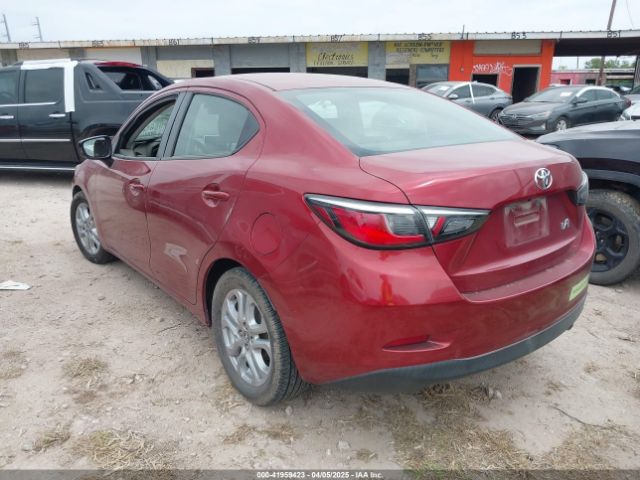 3MYDLBYV5JY322453 Toyota YARIS IA