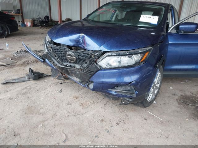 JN1BJ1AV9MW301717 Nissan Rogue Sport S Fwd Xtronic Cvt