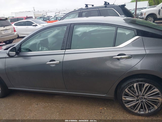 1N4BL4EW2PN306995 Nissan Altima Sl Intelligent Awd