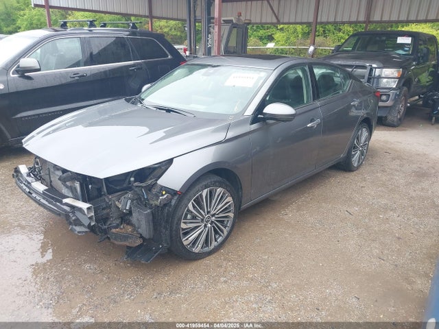 1N4BL4EW2PN306995 Nissan Altima Sl Intelligent Awd