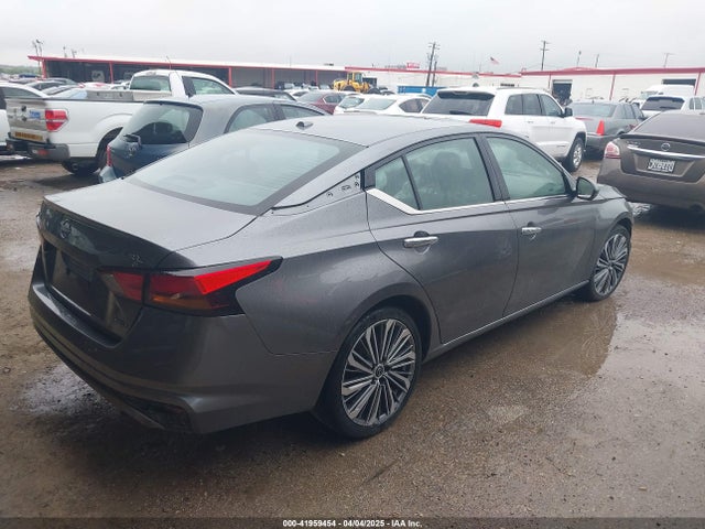 1N4BL4EW2PN306995 Nissan Altima Sl Intelligent Awd