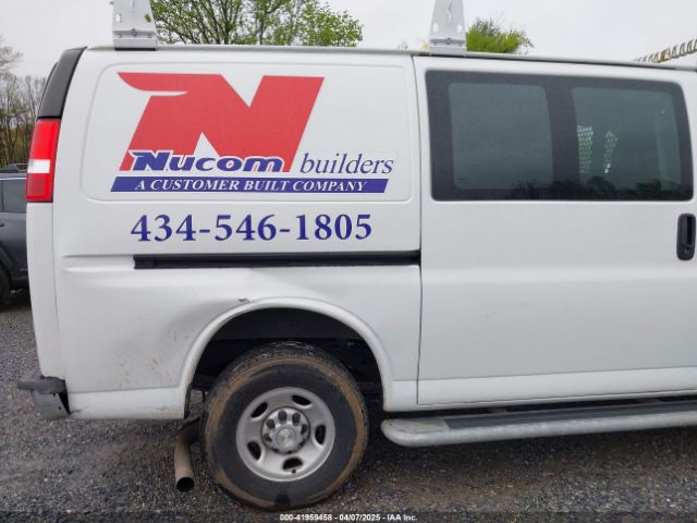 1GCWGAF7XM1217071 Chevrolet Express Cargo Rwd 2500 Regular Wheelbase Wt