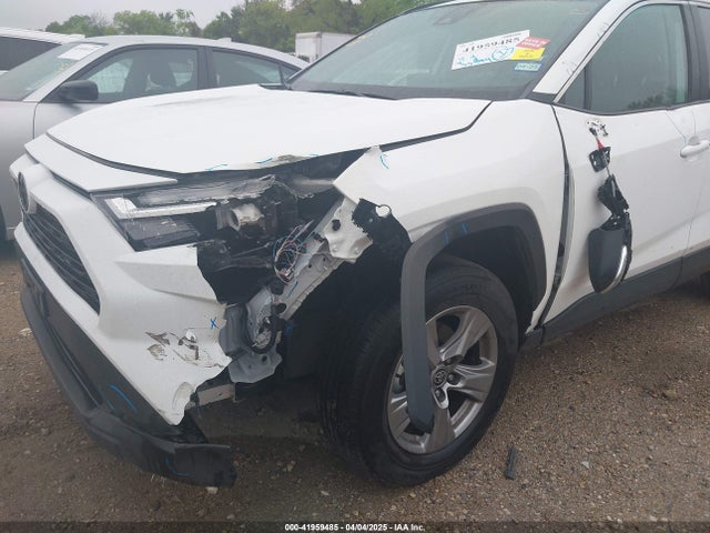 2T3W1RFV3PW266651 Toyota Rav4 Xle