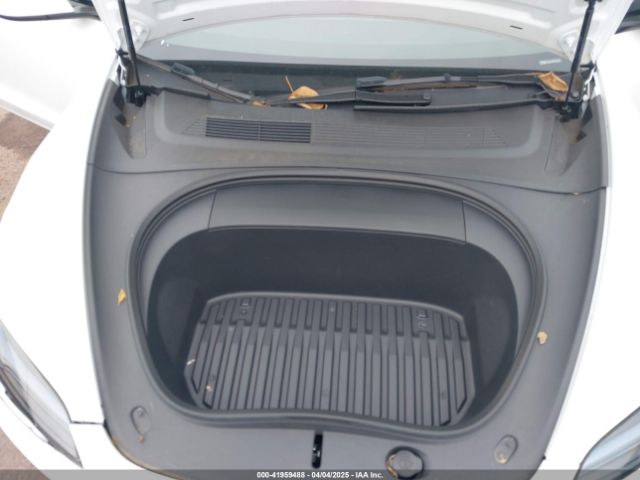 2024 TESLA MODEL 3 5YJ3E1EA6RF743914 Photo 9