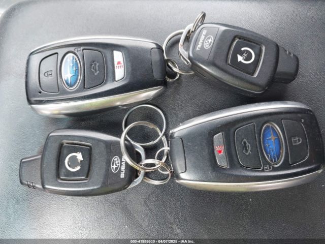4S4BSENC9H3241144 Subaru Outback 3.6r Limited