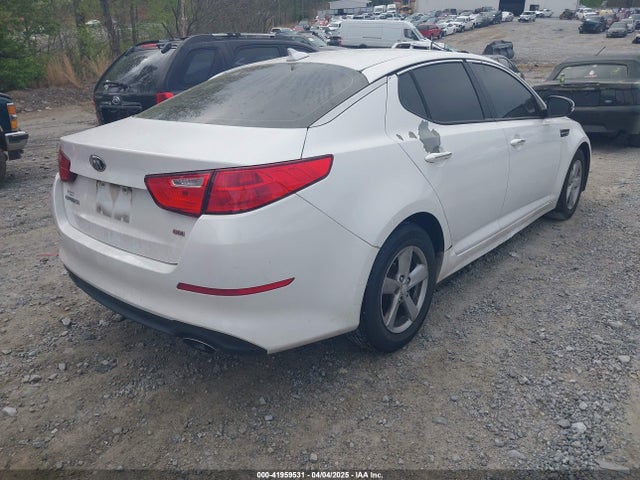 5XXGM4A7XFG368392 KIA Optima Lx
