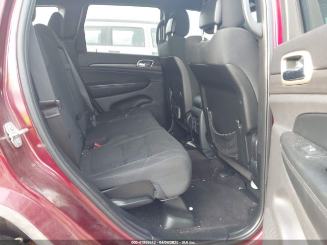 1C4RJEAG2HC671919 Jeep Grand Cherokee Laredo 4x2