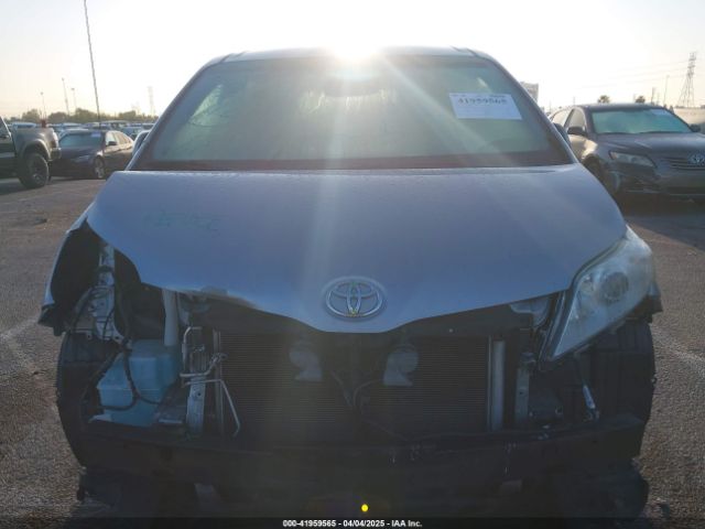 5TDKK3DC1ES520561 Toyota Sienna Le V6 8 Passenger