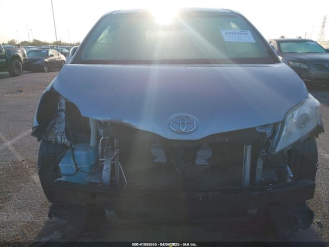 5TDKK3DC1ES520561 Toyota Sienna Le V6 8 Passenger