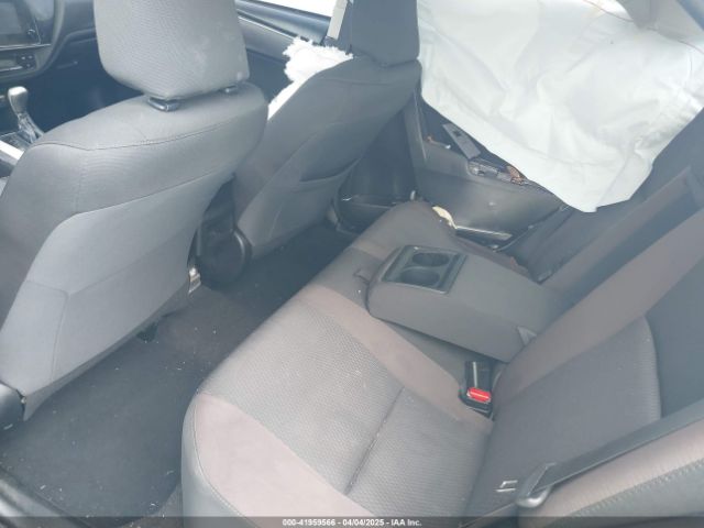 5YFBURHE1KP947817 Toyota COROLLA LE