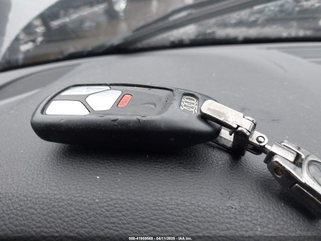 2017 AUDI A4 WAUENAF44HN043355 Photo 10